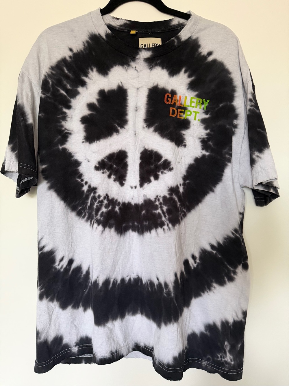 Gallery Dept Black & White Tie-Dye Peace Sign Tee with Orange and Green Logo